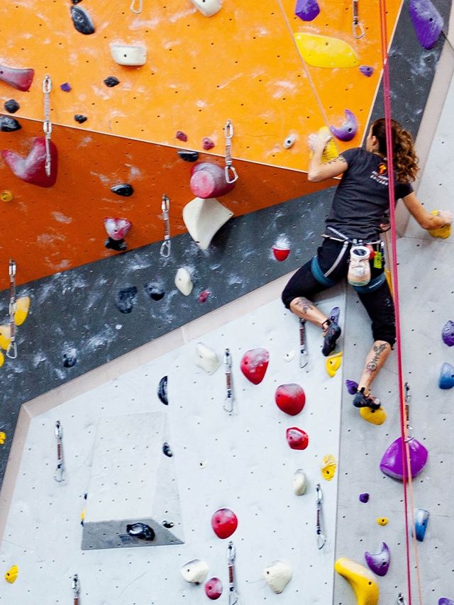 15 Best Indoor Rock Climbing & Bouldering in Melbourne | Man of Many