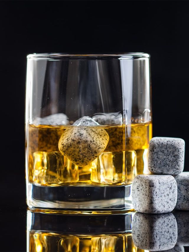 9 Best Whiskey Stones to Chill Your Dram | Man of Many