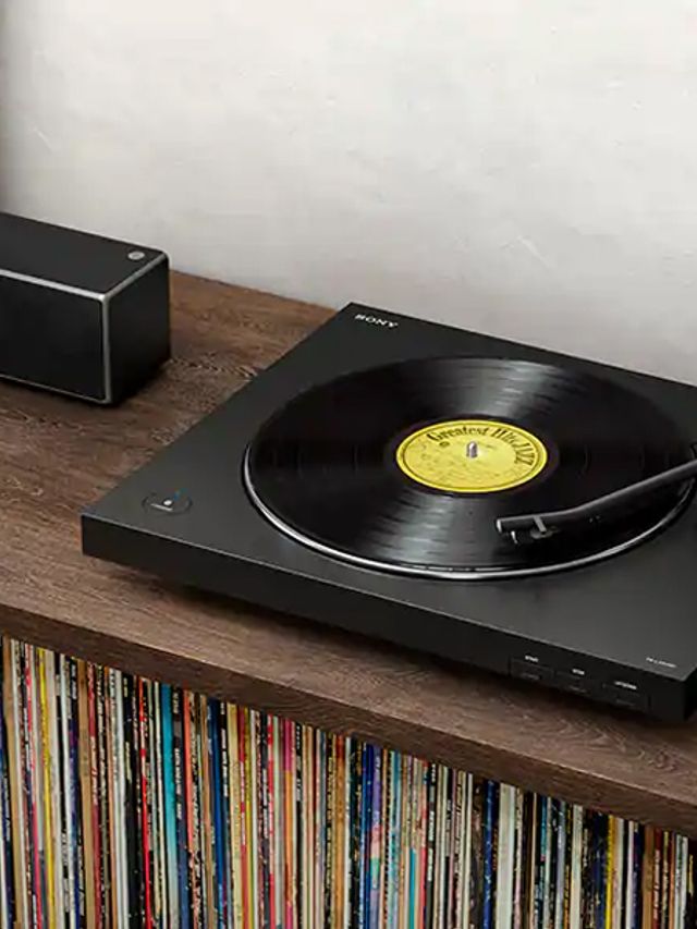 18 Best Record Players and Turntables for Vinyl Lovers | Man of Many